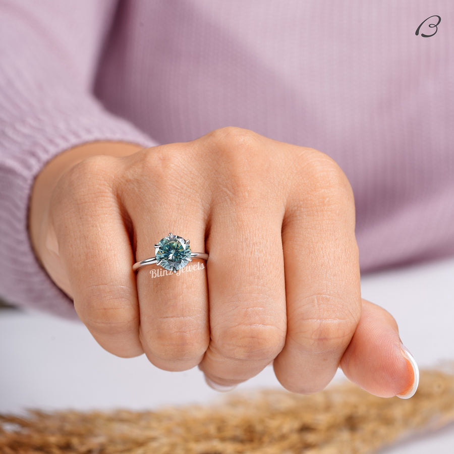 Vivid Blue Color VS Clarity IGI Certified Round Cut Lab Grown Diamond Solitaire Ring