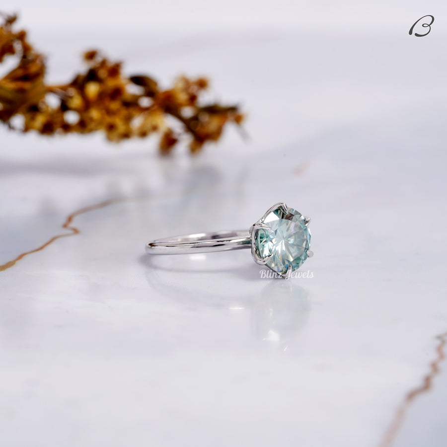 Vivid Blue Color VS Clarity IGI Certified Round Cut Lab Grown Diamond Solitaire Ring
