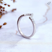 Dainty Curved Band Round Cut Moissanite V Shape Curved Wedding Band