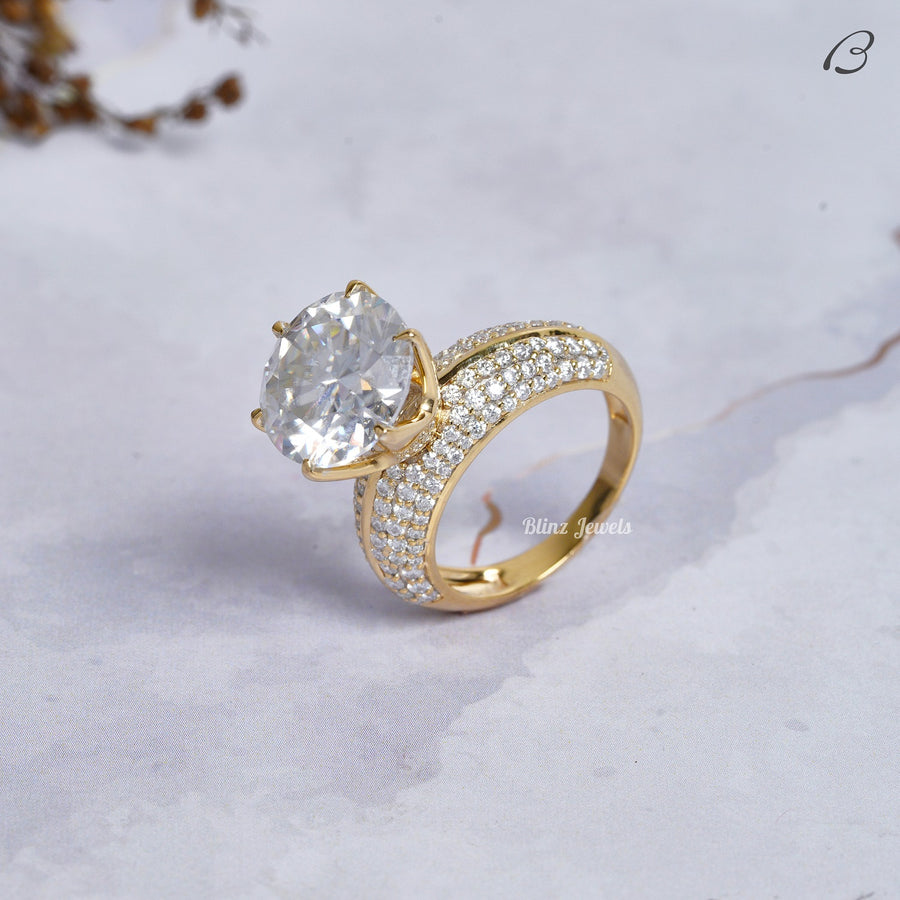 Round Cut Lab Grown Diamond Solitaire With Accent Knife Edge Engagement Ring