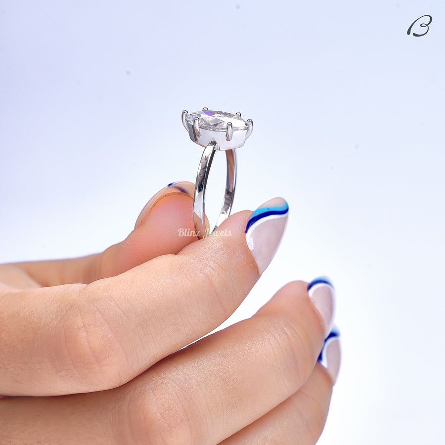 Marquise Cut IGI Certified Lab Grown Diamond Solitaire Proposal Ring