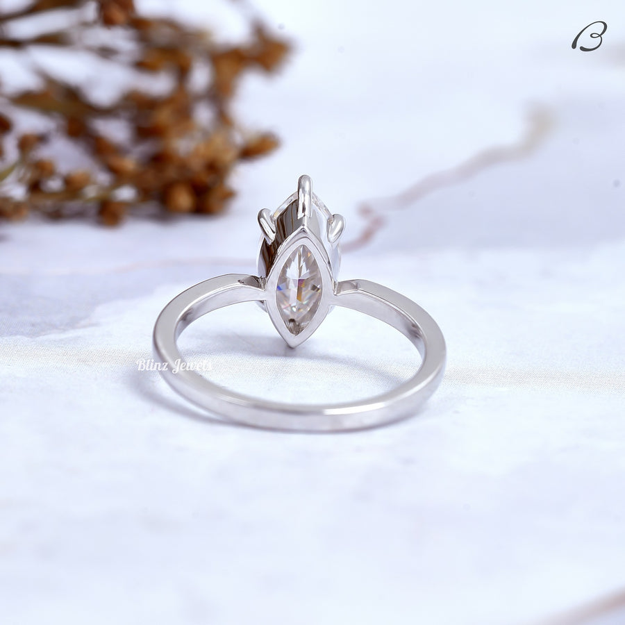 Marquise Cut IGI Certified Lab Grown Diamond Solitaire Proposal Ring