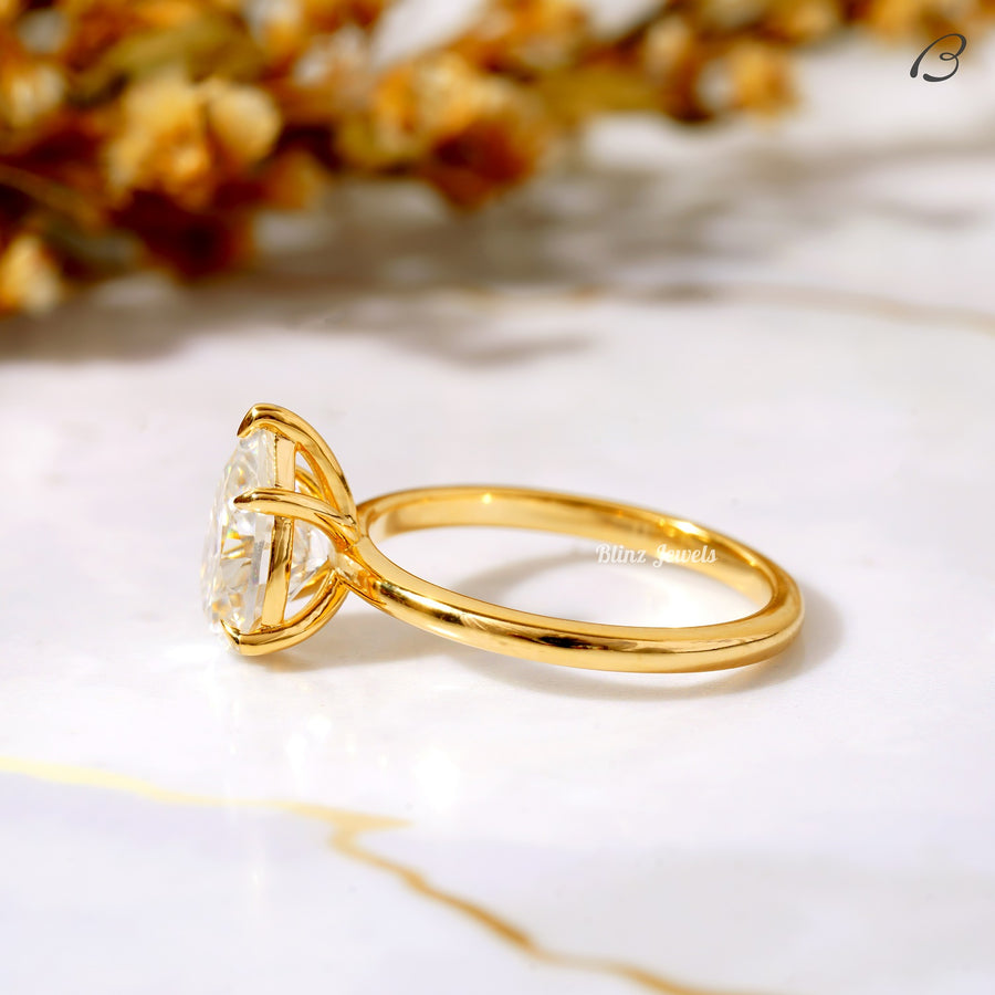 Pear Cut Colorless Moissanite Solitaire Diamond Engagement Ring